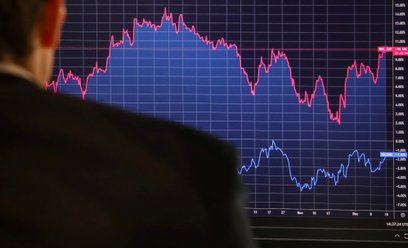 Czerwień zdominowała giełdy. Przecena na finiszu tygodnia