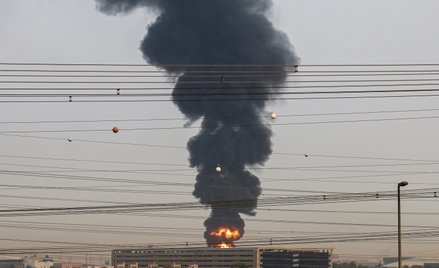 Pożar w pobliżu lotniska w Dubaju