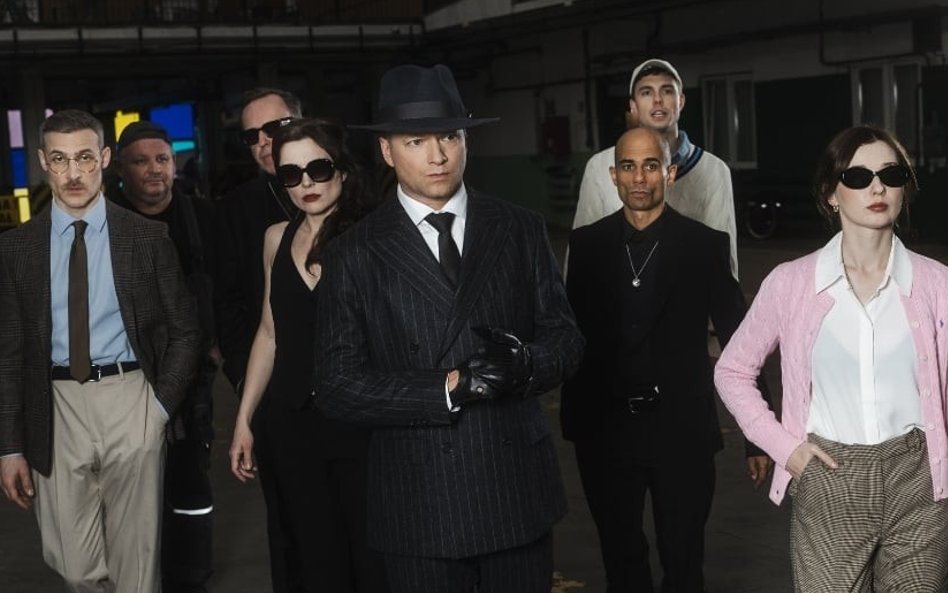 „Zemsta" w reżyserii Michała Zadary z Maciejem Sthurem jako Papkin