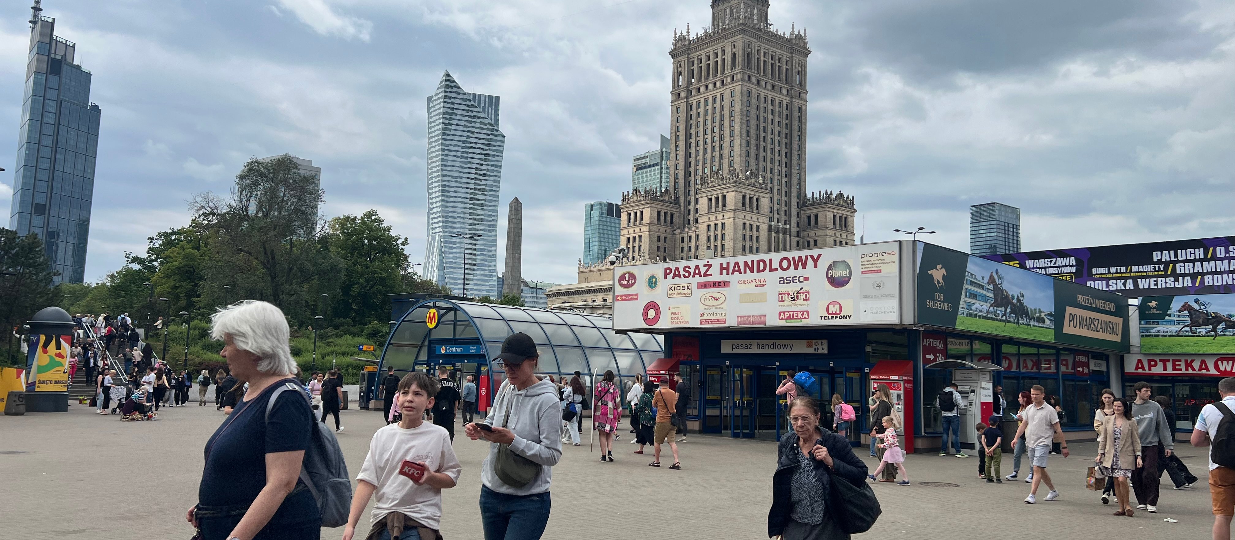 Zamrożony rynek pracy. Pracownicy nie ryzykują zmian i rzadziej szukają podwyżek