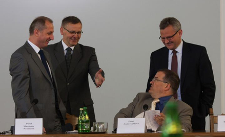 Rok 2009. Wybucha afera hazardowa, którą miała wyjaśnić komisja Sekuły. (Na zdjęciu przesłuchanie mi