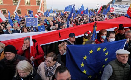 Łukasz Warzecha: Teatrzyk tanich emocji