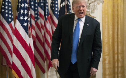 Trump zabija przeciwników. YouTube odmawia usunięcia fejkowego filmu
