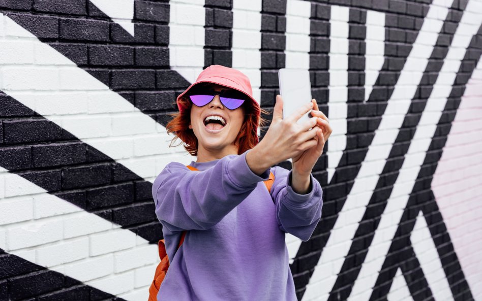 Influencer musi się podzielić z fiskusem pieniędzmi