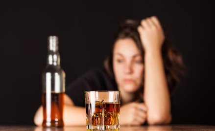 Kobiety szybciej się uzależniają od alkoholu