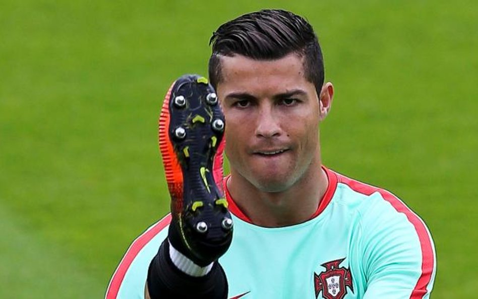 Cristiano Ronaldo ma być może ostatnią szansę, by wreszcie wygrać coś z reprezentacją