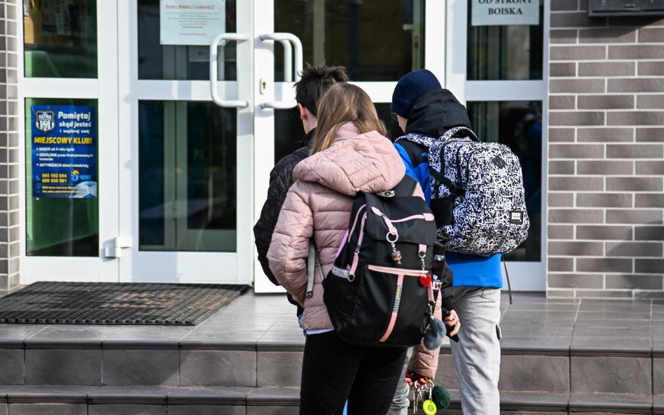 Minister zapowiada powrót starego obowiązku w szkołach. Już od września