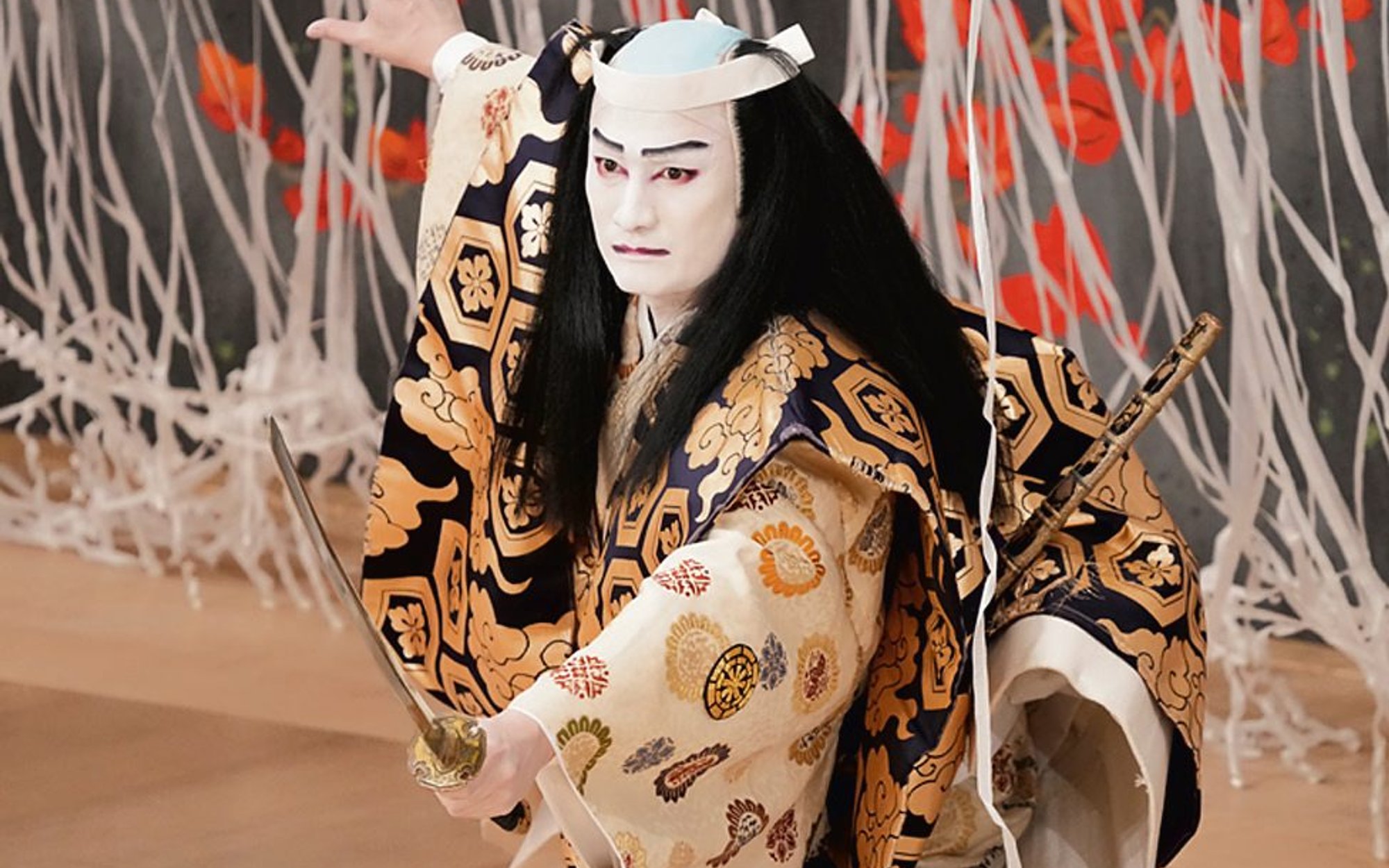 Na czym polega fenomen kabuki, najbardziej japońskiej ze wszystkich sztuk?