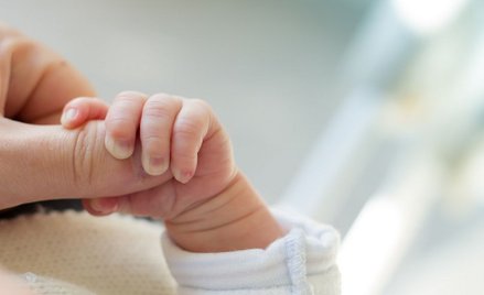 Hiszpania: Jedenastolatka urodziła zdrowe dziecko
