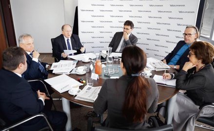 Uczestnicy debaty zgodzili się, że rozwój bankowości elektronicznej niesie nowe wyzwania tak dla ban