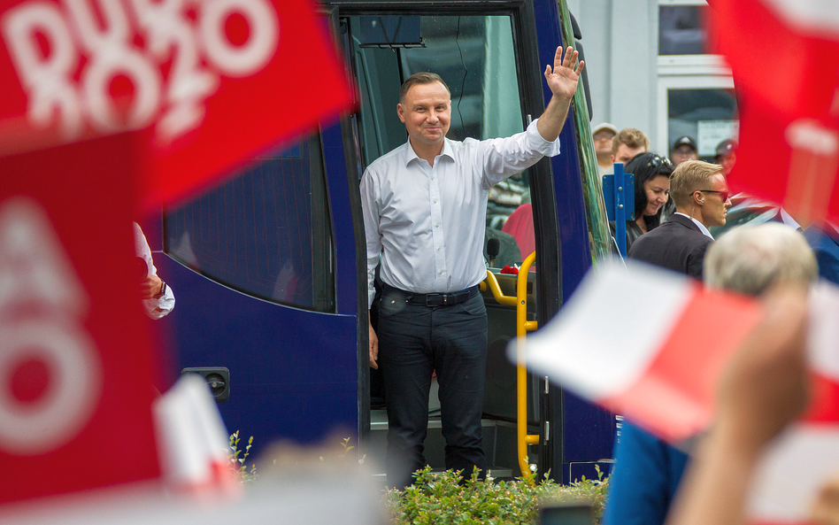 Kampania Andrzeja Dudy, NCBiR i miliony złotych