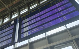 Obecny system informacji pasażerskiej na największych stołecznych dworcach kolejowych zaczął być wdr