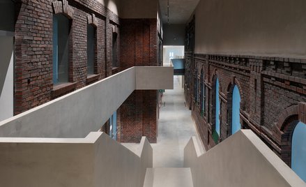 Rewitalizację obiektu według projektu architektów z pracowni KWK Promes rozpoczęto w 2020 roku.