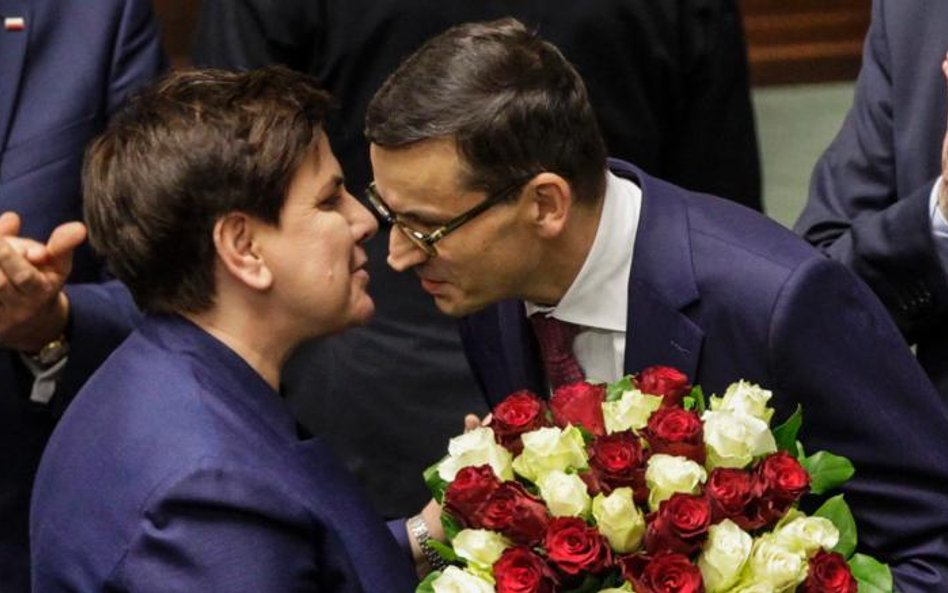 W grudniu 2017 roku Beatę Szydło na stanowisku premiera zastąpił Mateusz Morawiecki