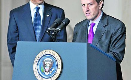 Amerykański sekretarz skarbu Timothy Geithner (z prawej) oraz prezydent Barack Obama