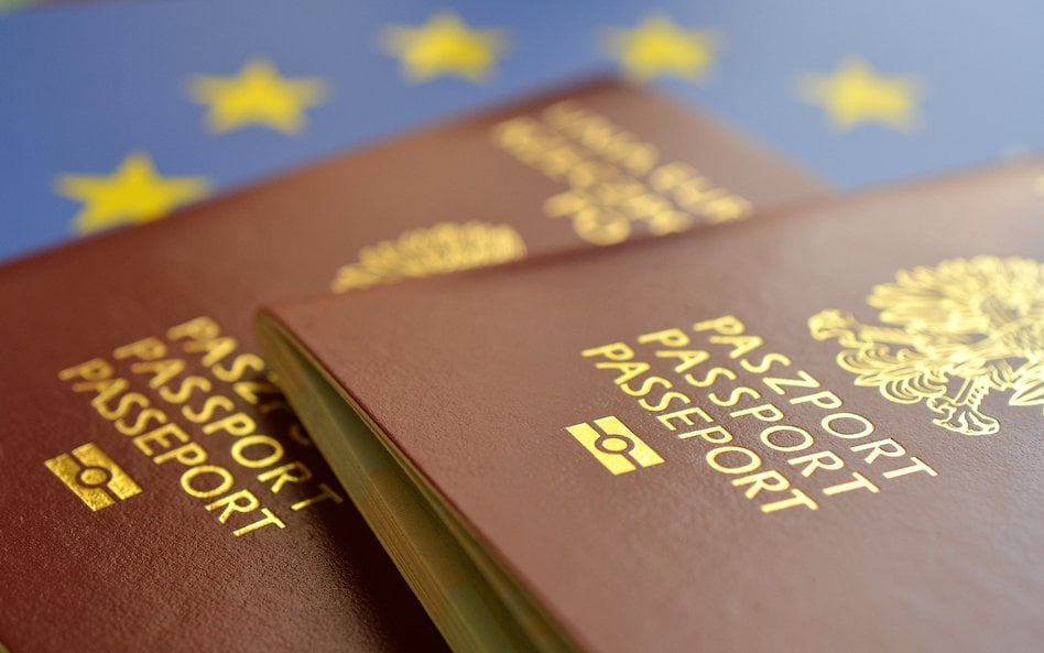Nowe restrykcje wizowe w USA. Studenci i dziennikarze z krótszym pobytem