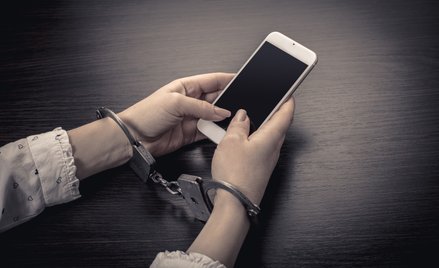 Aresztowany musi chcieć telefonu od matki