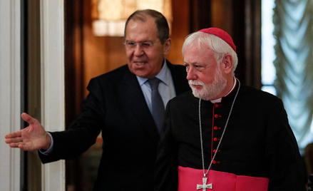 Siergiej Ławrow i abp Paul Gallagher