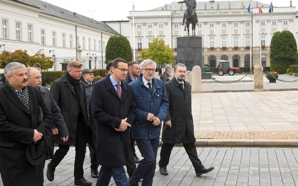 Mateusz Morawiecki formalnie nadal jest w PiS - mówi rzecznik dyscypliny partii Karol Karski (pierws