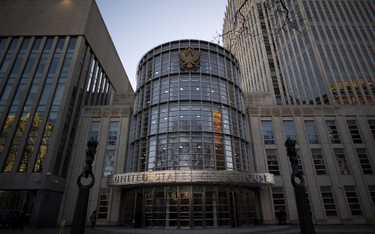 Budynek sądu w Brooklynie, przed którym toczy się proces "El Chapo"