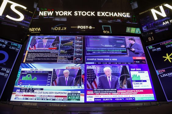 Transmisja wystąpienia prezydenta USA podczas konferencji prasowej po tym, jak Sąd Najwyższy USA uni