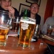 Nawet niewielkie wydłużenie godzin, o których zamykane są bary i puby, zwiększa liczbę przypadków uż