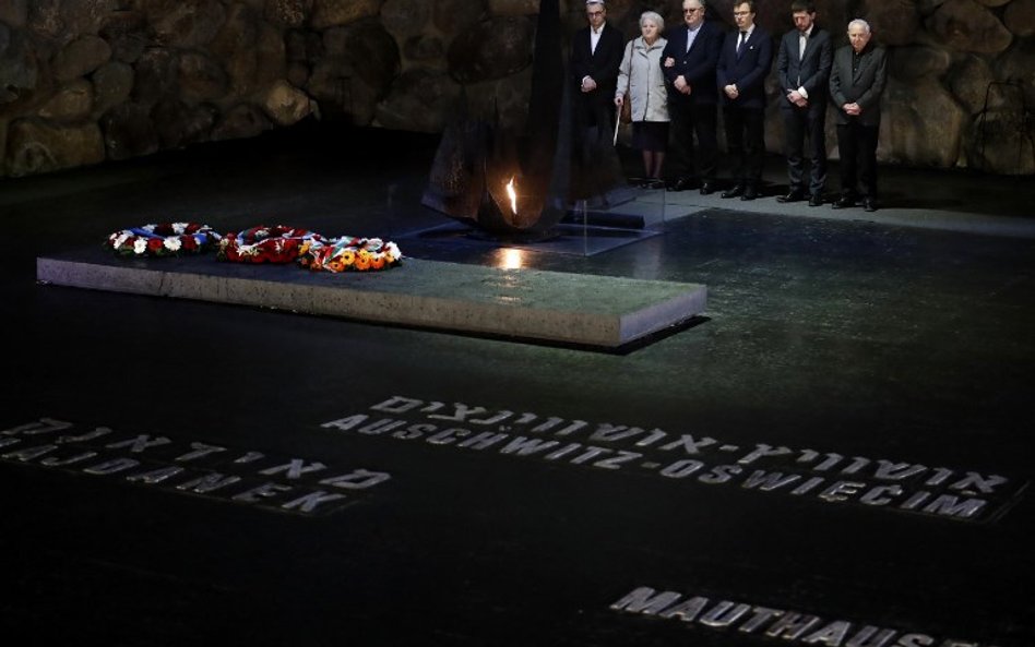 Yad Vashem o decyzji Dudy: niefortunna