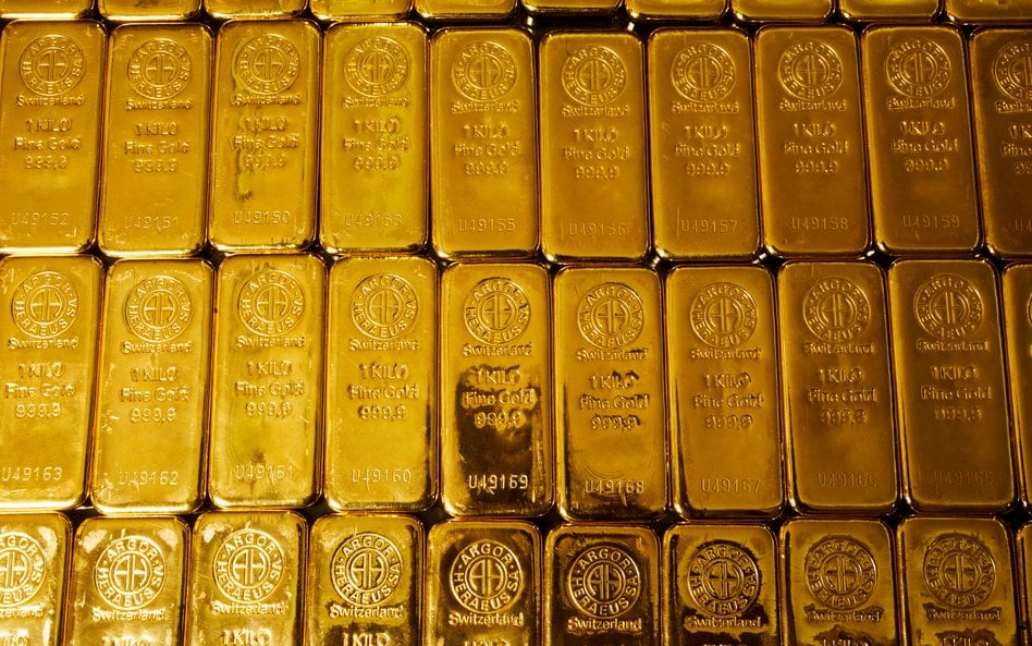 Popyt na złoto nie maleje. Cena sięgnie 4900 USD?
