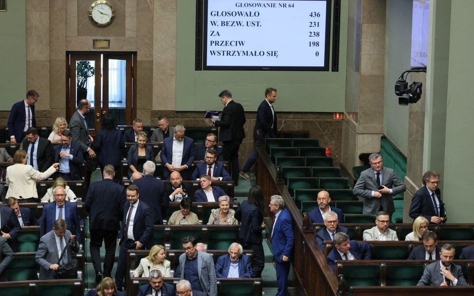 Sejm zagłosował za odebraniem immunitetu Zbigniewowi Ziobrze
