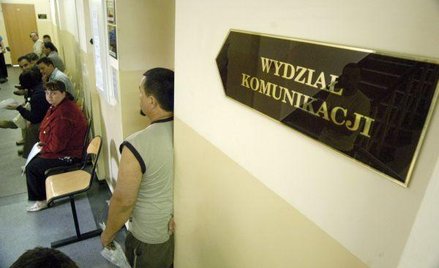 Mniej formalności przy rejestracji samochodów