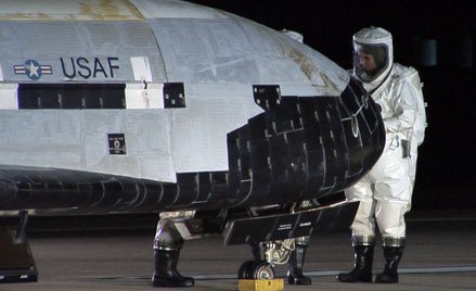 X-37B po wylądowaniu