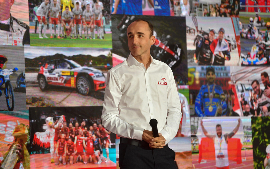 Robert Kubica kończy swą obecność w Formule 1, ale jako kierowca pozostaje związany z Orlenem
