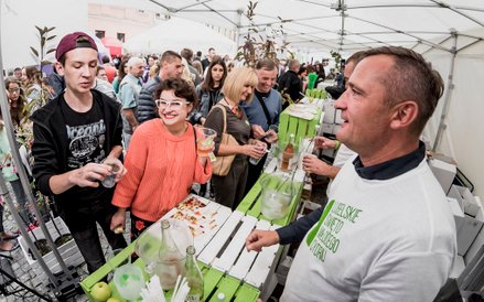 W 2015 roku w cydrowym święcie wzięło udział 25 tys. osób.