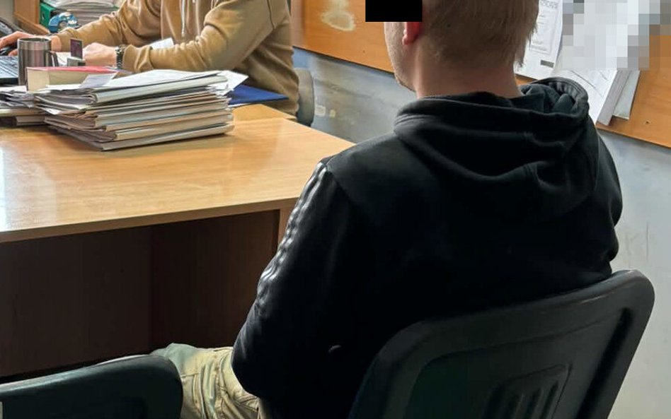 Mężczyzna usłyszał już oficjalny zarzut kradzieży. Zgodnie z polskim prawem za taki czyn grozi kara 