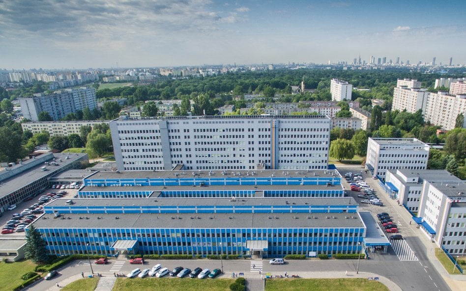 Szpital Bródnowski zakończył kontrolę grafików Dawida Kacprzyka. Wykazano „niespójności”