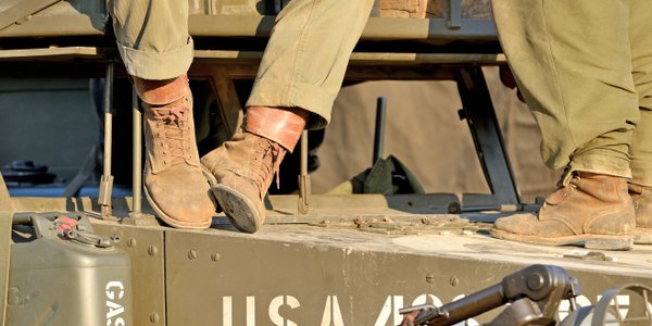 Sondaż: Wyborcy koalicji rządzącej raczej przeciwni obecności wojsk USA w Polsce