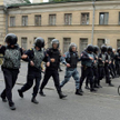 W wyborczą niedzielę w Petersburgu policja stłumiła protesty przeciwko reformie emerytalnej