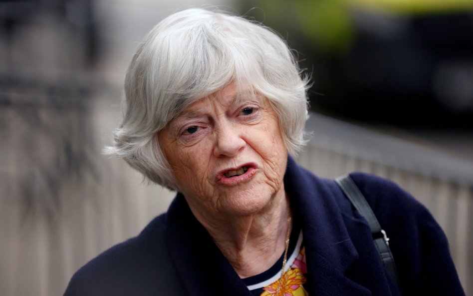 Ann Widdecombe