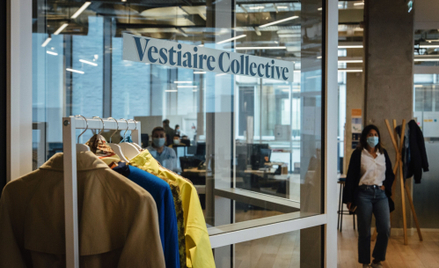 Butik luksusowej odzieży używanej Vestiaire Collective w Paryżu