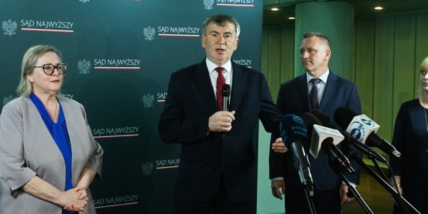 Kapiński na czele SN. Manowska: „Bardzo się cieszę z wczorajszej decyzji prezydenta”