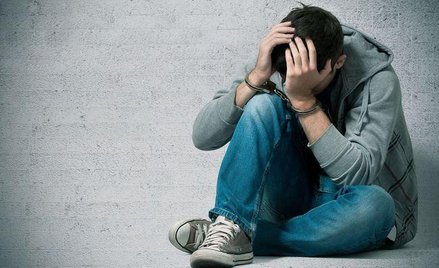 Zaostrzenie kar za przestępstwa przeciwko małoletnim proponuje rzecznik praw dziecka