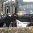 Policja eksmituje migrantów z obozu przy kanale La Manche