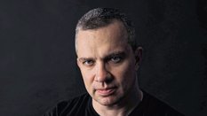 Gość „Plusa Minusa” poleca. Łukasz Orbitowski: Przed czym uciekamy