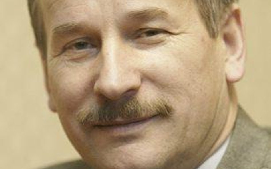 Romuald Chałas, prezes Automobilklubu Polski, były kierowca rajdowy.