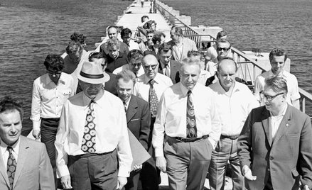 Towarzysz Piotr (Jaroszewicz), towarzysz Edward w Porcie Północnym