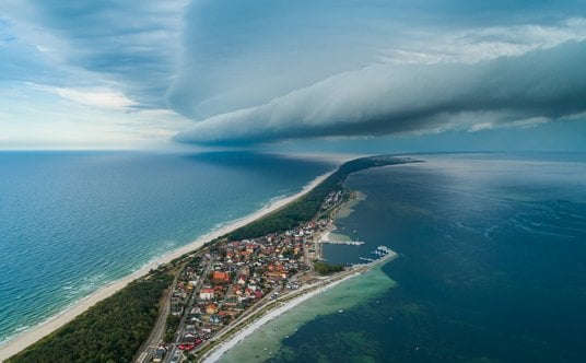 Wał szkwałowy nad Kuźnicą.