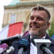 Jeśli Adrian Zandberg (na zdjęciu) zyska na słabnącej pozycji Sławomira Mentzena, mogłoby to przypom