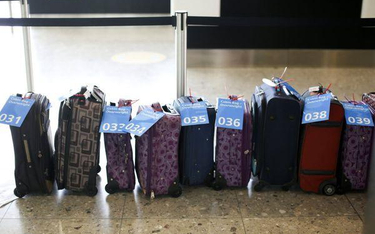 Heathrow - pasażerowie odlecieli bez bagaży