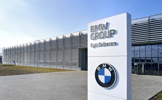 BMW uruchamia w węgierskim Debreczynie nową fabrykę
