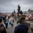 Most Karola w Pradze to jedna z najczęściej fotografowanych atrakcji turystycznych w czeskiej stolic
